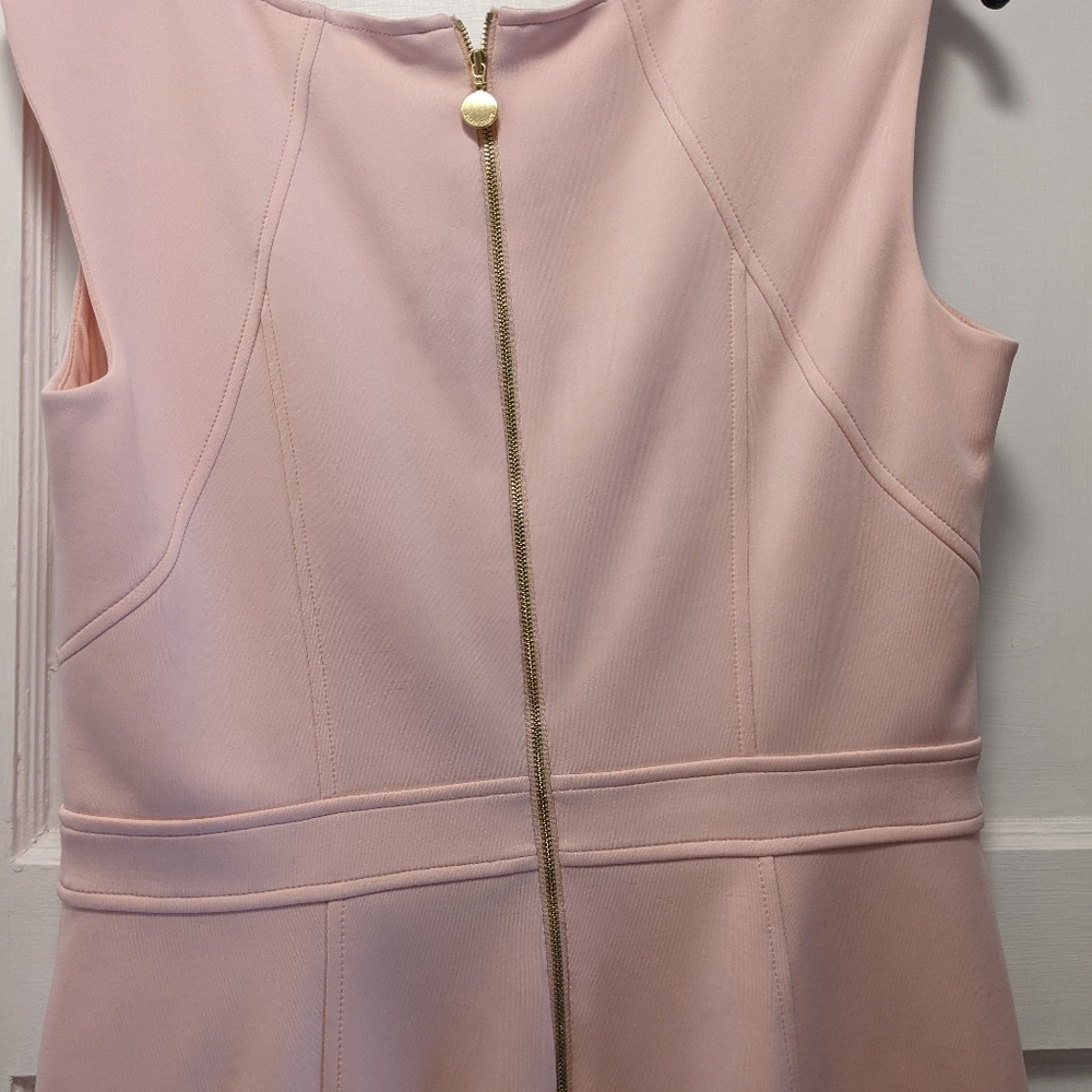 Dress - Picture 7 of 7